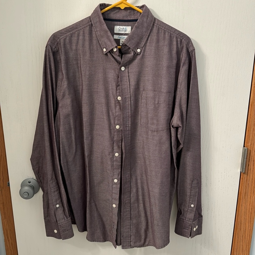 Men’s Croft & Barrow Medium Buttoned Casual Shirt